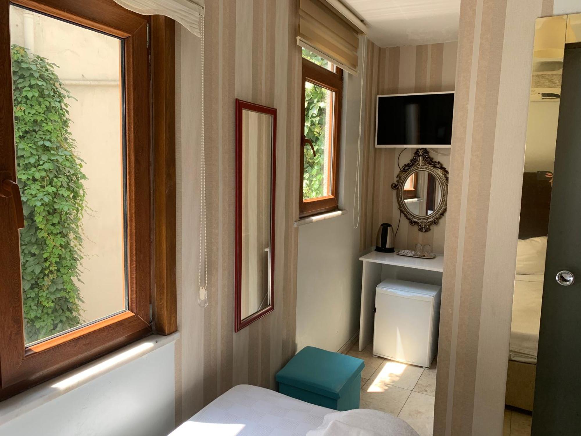 Omar Sultan Park Suites Istanbul Exterior photo