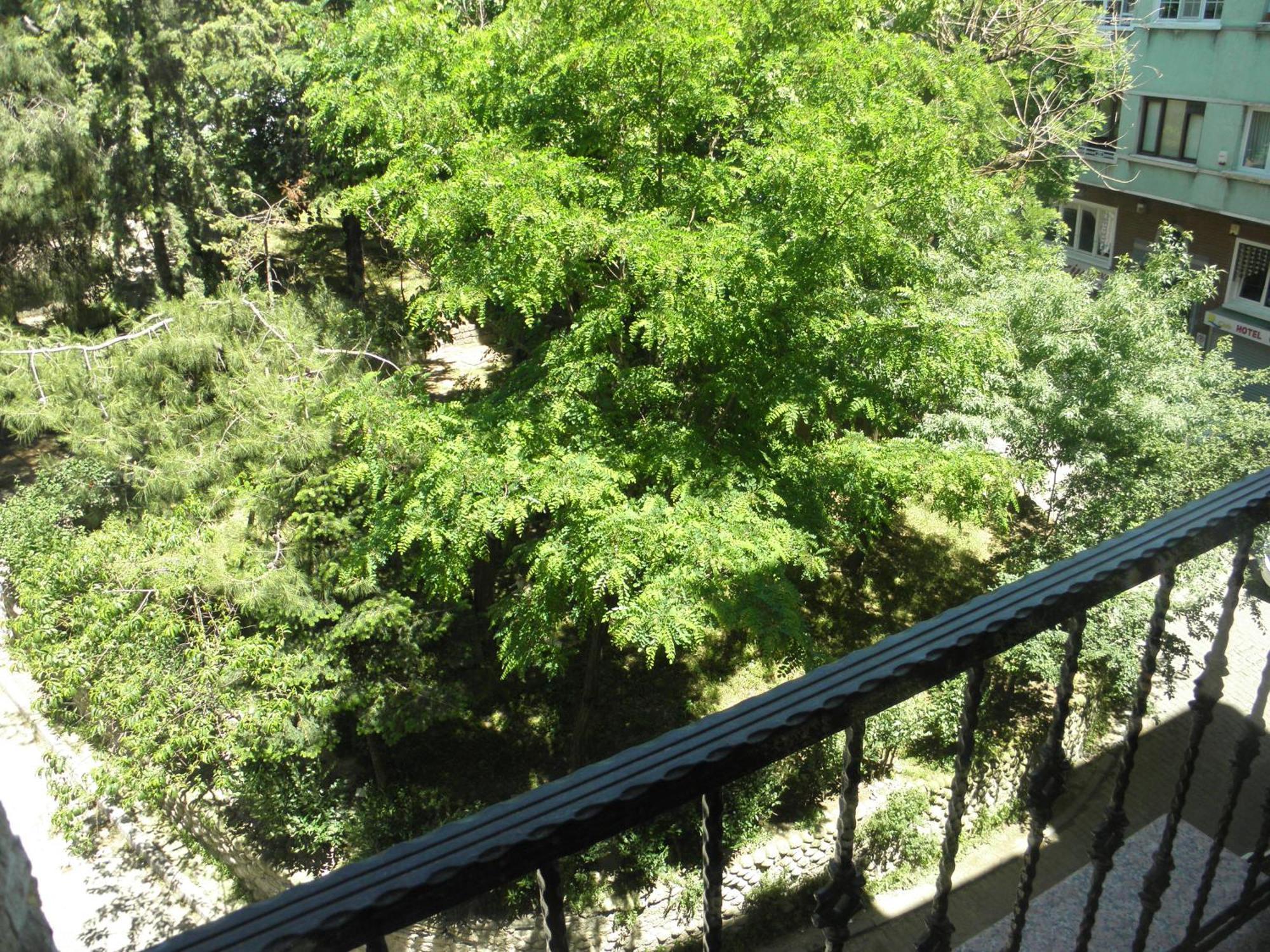 Omar Sultan Park Suites Istanbul Exterior photo